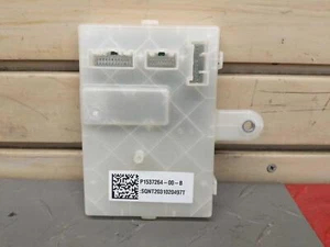 Módulo controlador de puerto de carga OEM Tesla Model Y 2020-2022 1537264500B - Imagen 1 de 1