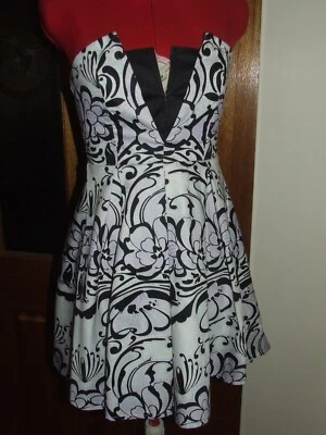 ANGEL BIBA Classy Cocktail Party Dress Size 8 NEW CONDITION - image 1 of 4