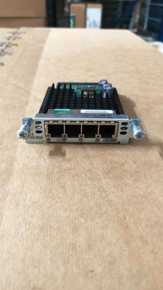 Cisco VIC3-4FXS/DID Voice Interface Card - 4 FXS Ports, Digital Integration - Bild 1 von 1