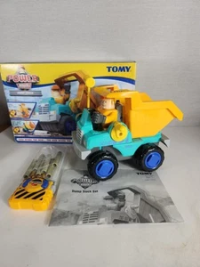 Tomy Muldenkipper Power Movers Fernbedienung komplett mit Worker Moves 3 Funktionen - Bild 1 von 17