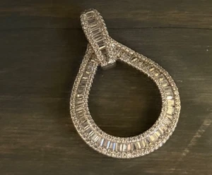 Collar colgante simulante de diamantes blancos Bella Luce plata 1,5" - Imagen 1 de 4
