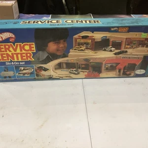 Hot Wheels Service Center Stop&Go Set With Box - Picture 1 of 14