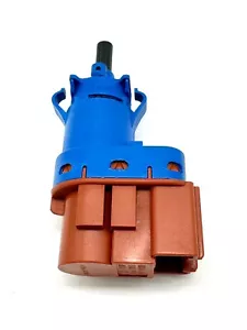 Jeep Compass (2017 - 2020) Brake Light Switch 68073610AA Genuine & New - Picture 1 of 4