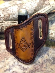 TOOLED MASONIC EMBLEM  PANCAKE STYLE SHEATH FOR TRAPPER STYLE KNIVES  - Picture 1 of 1