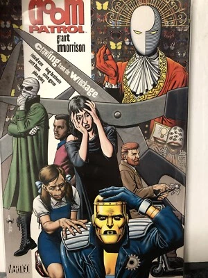 Doom Patrol: Crawling From The Wreckage Vol.1 Vertigo (2013) TPB SC Grant Morrison Foto 1 de 3