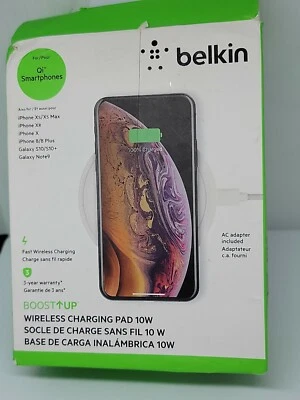 📀 Belkin BOOST UP 10W Qi Certified Wireless Charging Pad for iPhone®/Android - Image 1 of 4
