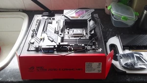 ASUS ROG Strix Z690-E Gaming WiFi 6E LGA 1700 DDR5 ATX Motherboard - Picture 1 of 11