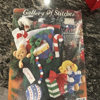 Kit de Medias de Fieltro BUCILLA Vintage - SACO DE SANTA - 15" Aplique #33511 NUEVO Foto 1 de 4