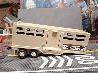 Remolque Tonka vintage de 7" de metal/plástico para caballos solo parte #811974 Foto 1 de 4