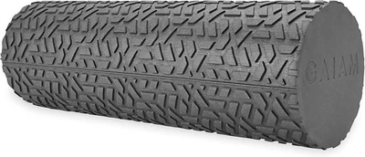 Rodillo compacto de espuma texturizada para reparación muscular y ejercicio - diapositiva de 12”L X 4”... Foto 1 de 4