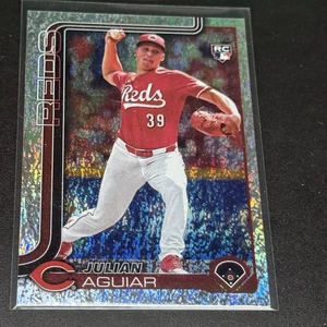 2025 Topps Serie 2 - Julian Aguiar #566 (RC) Sandglitter Cincinnati Reds - Imagen 1 de 2