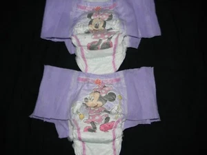 4  Huggies Pull-ups 5t-6t over 46-60 Lbs, Made to fit a 32 in waist - Picture 1 of 6
