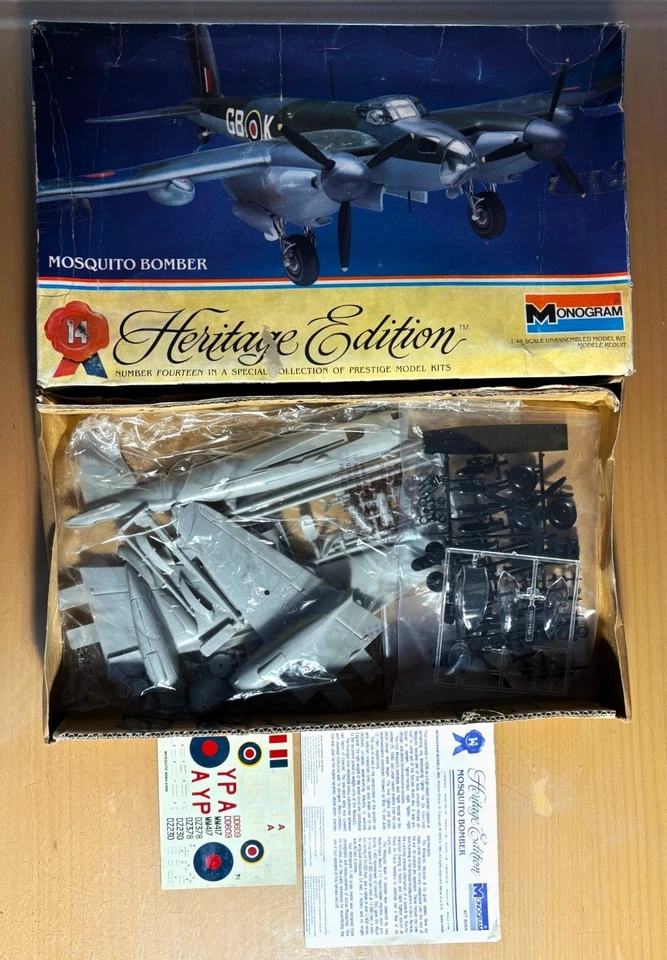 MONOGRAM 6064 - MOSQUITO BOMBER • HERITAGE EDITION - 1/48 PLASTIC KIT - Immagine 1 di 1