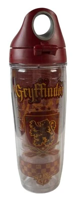 Vaso con tapa abatible Tervis 24 oz Harry Potter Gryffindor escudo de armas granate y dorado Foto 1 de 4
