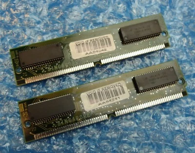 2 x Texas Instruments TM248GBK32U-60 72-Pin 60n/s EDO SIMM Memory Modules - Image 1 of 3
