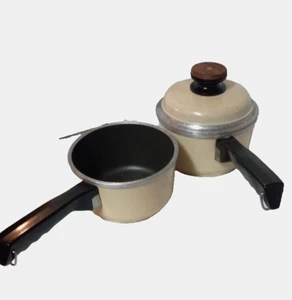 VTG Club Cookware 1.5 Qt Cast Aluminum Sauce Pots – Set of 2  Cream Ivory Almond - Picture 1 of 7