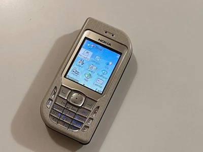 Nokia 6670 — 8 Мб — алюминиевый серый (разблокирован) - Изображение 1 из 4