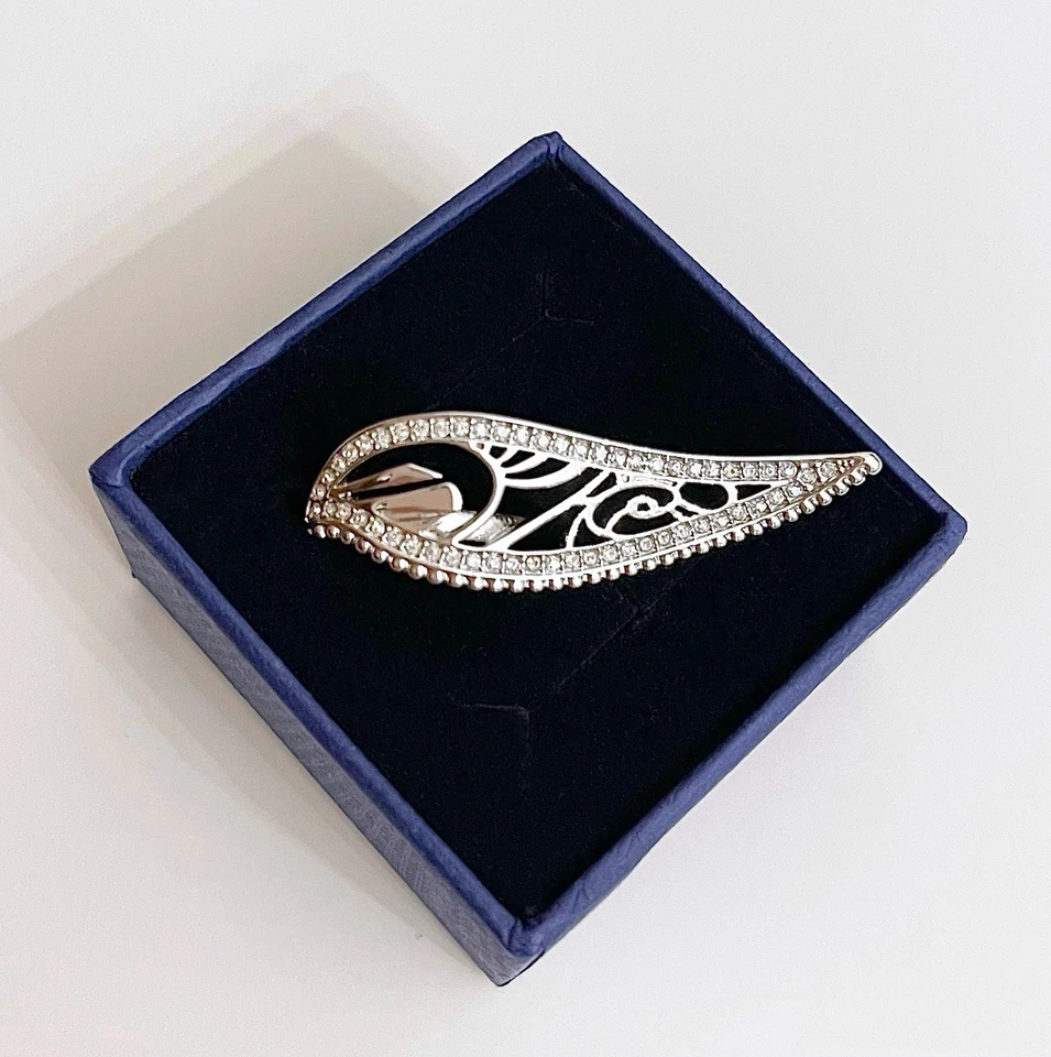 Swarovski x Disney anello ad ala Trilly pavè di cristalli Thinker Bell wing ring - Immagine 1 di 4