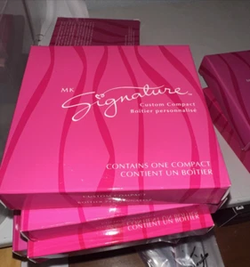 MARY KAY Custom Compacts Signature #9004 Lot of 5 holds Lipstick - BNIB - Picture 1 of 2