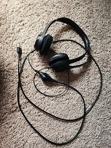 Logitech H390 Black Over the Ear Headset - Picture 1 of 5