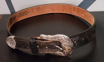 Женский черный кожаный ремень Tony Lama с пряжкой с цветочным тиснением размер 36 - Изображение 1 из 4