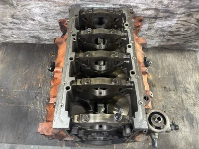 2006 Dodge Charger SRT8 6.1l Hemi genuíno OEM bloco de motor desencapado padrão *BOM* - Imagem 1 de 4