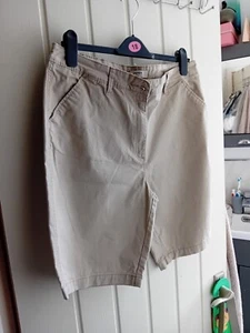 Women's Papaya Beige Cotton Shorts, Size 16 - Picture 1 of 14