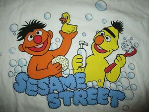 ERNIE BERT RUBBER DUCKIE T SHIRT Sesame Street Bubble Bath Adult MEDIUM