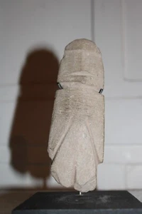 Pre-Columbian Mezcala Stone Figure Commanding Ancient Prescence - Picture 1 of 3