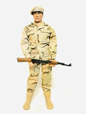 21st Century Toys 1993 soldado escala 1/6 con rifle Foto 1 de 3