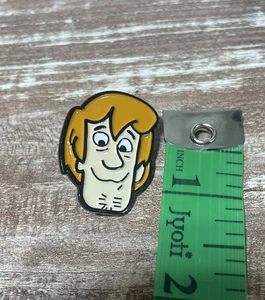 Prendedor esmaltado Shaggy Scooby Doo Mystery Inc - Imagen 1 de 2