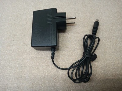 Original Netzteil LG 19 V 1,7 A Model: LCAP26A-E AC Adapter - Bild 1 von 4