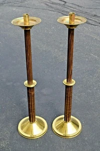 + Bonito par antiguo de candelabros de altura de altar de latón + (CU#876) chalice co. - Imagen 1 de 9