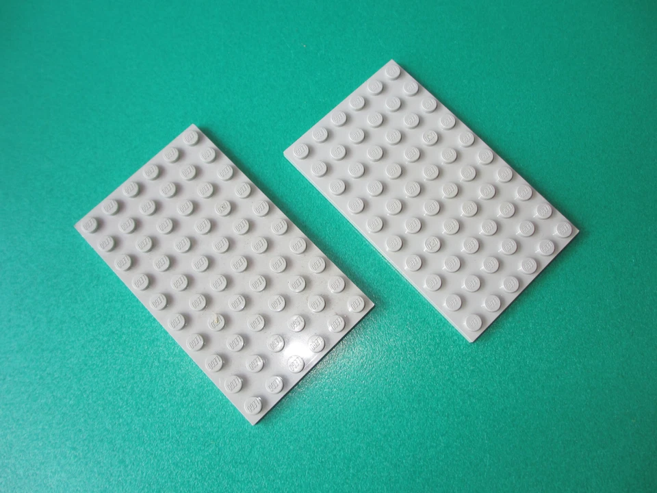 Lego 2 x Platte 3033 alt hellgrau 6 x 10 Bauplatte 5 x 8 cm flach (120423B) - Bild 1 von 1