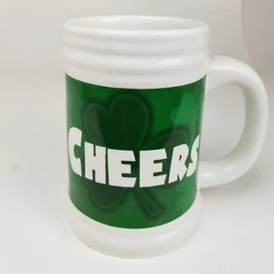 Taza irlandesa trébol Cheers Clover grande cerveza MTY Int. St Patricks Paddy Day 6" - Imagen 1 de 8