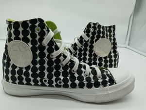 polka dot play converse