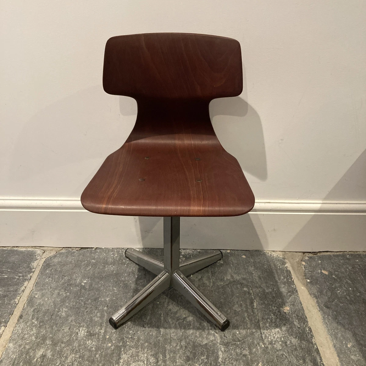 ジャンク　ドイツ　ELMAR FLOTOTTO　モスキートチェア　ライトグレー ジャンク ドイツ ELMAR FLOTOTTO モスキートチェア ライトグレー