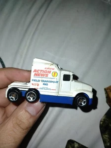Hot Wheels '76 1988 Action News Big Rig - Imagen 1 de 5