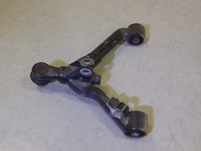 1987-98 SUZUKI LT-4WD QUADRUNNER LEFT UPPER A ARM 52440-19B11 1999-02 LT-F250 - Imagem 1 de 3