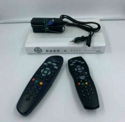 decoder sky hd mod.ds830ns ds831ns my sky p990 LEGGI BENE DESCRIZIONE SKY  - Immagine 1 di 2