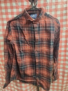 Wind River Outfitting Co Plaid Button Down Classic Fit - Medium - Picture 1 of 4