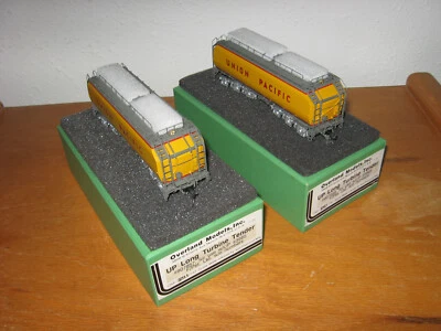 HO Brass Overland OMI Union Pacific Lot of 2 Long Turbine Water Tenders F/P MINT - Image 1 of 4