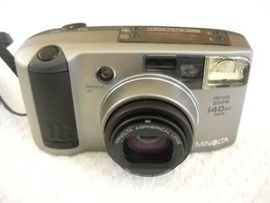 **1990`s MINOLTA RIVA ZOOM 140 35mm FILM CAMERA POWERS UP OK** - Picture 1 of 10
