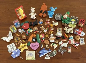 64 Assorted Vintage Fridge Magnets - Picture 1 of 4