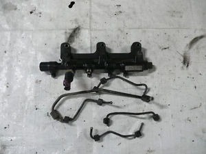 Inyector con conductos diésel Hyundai Terracan HP 2,9 CRDI 150 CV 110 KW - Imagen 1 de 2