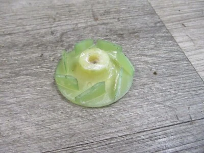 99 1999 Polaris Indy RMK 700 SKS moto de nieve motor impulsor de combustible plástico Foto 1 de 3