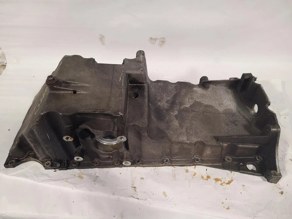 Used Engine Oil Pan fits: 2009  Saab 9-7x 4.2 Grade A - Изображение 1 из 4