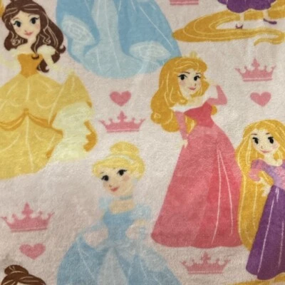 "Manta de felpa princesa Disney Cenicienta Aurora Belle Rapunzel coronas 38"" x 46""" Foto 1 de 4