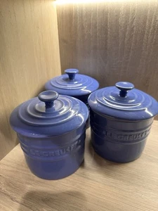 Le Creuset 0,8 l Kobaltblau Steinzeug Vorratsdose Topf mit Deckel 28 Unzen - Bild 1 von 18