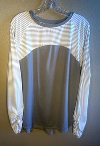 Avia Women’s Top XXL 2XG (20) Crew Neck Long Sleeve Ruched Cuffs Gray White 10-8 - Picture 1 of 7